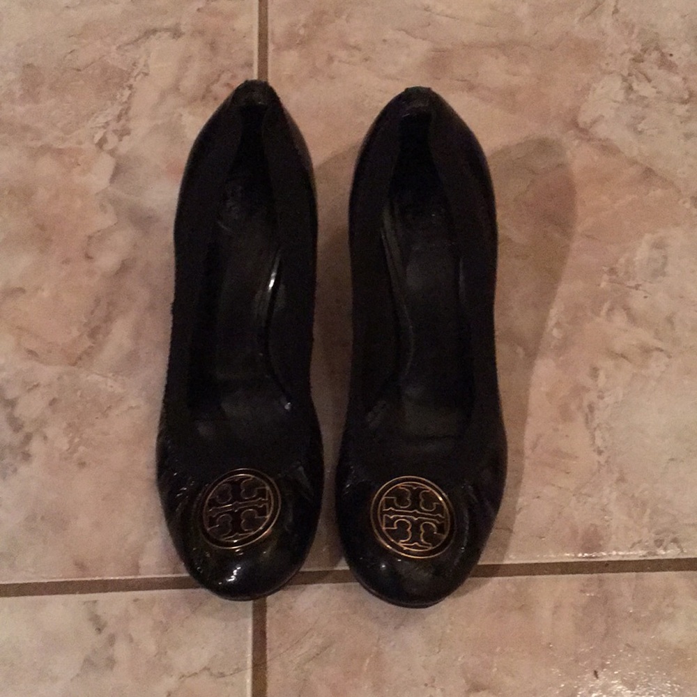 Tory Burch shoes. Good condition.
